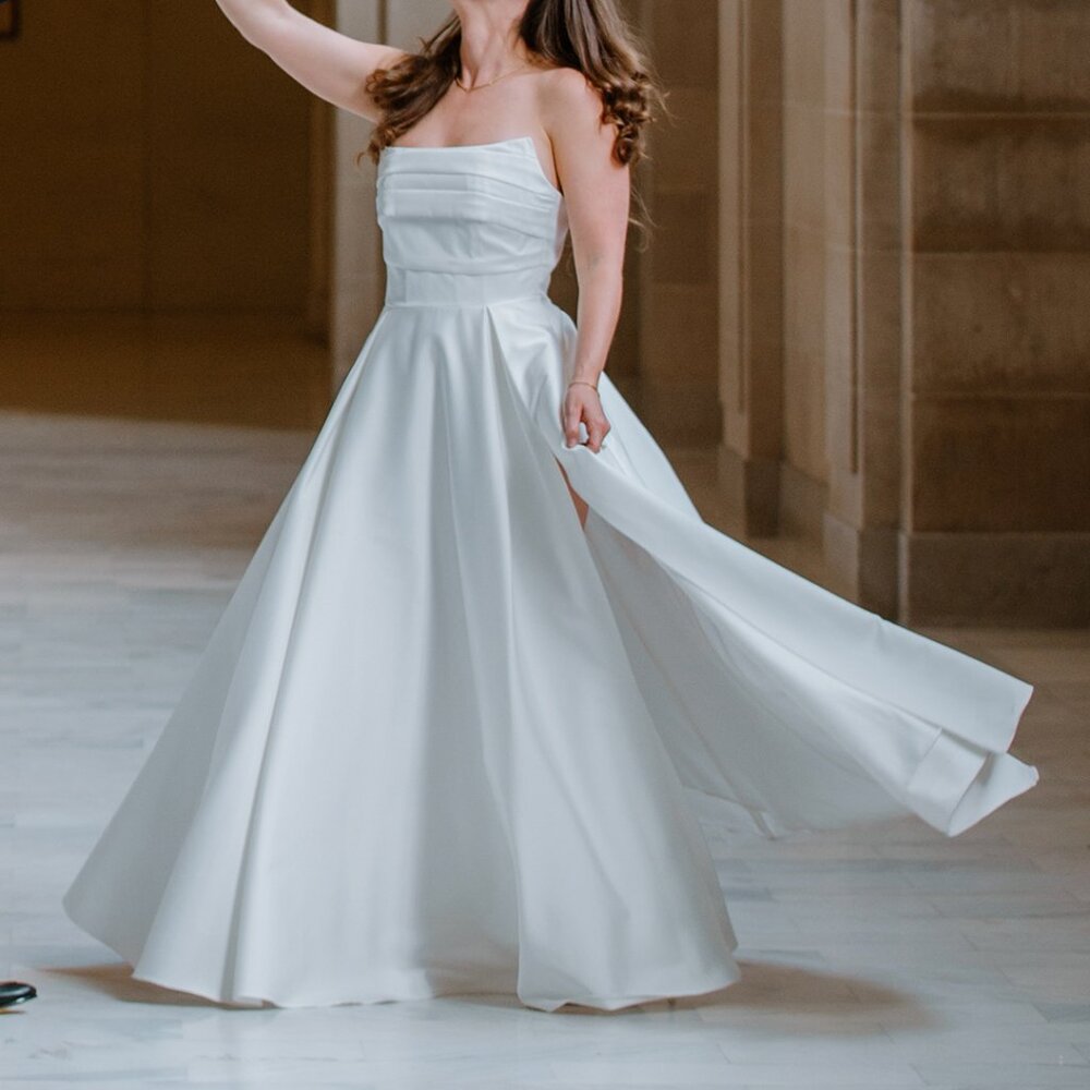 SAU LEE x Revolve Heidi Gown in White - Size 4 - Picture 4 of 5